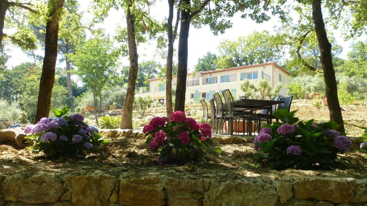 Le Vallon Des Oliviers Montauroux Bagian luar foto