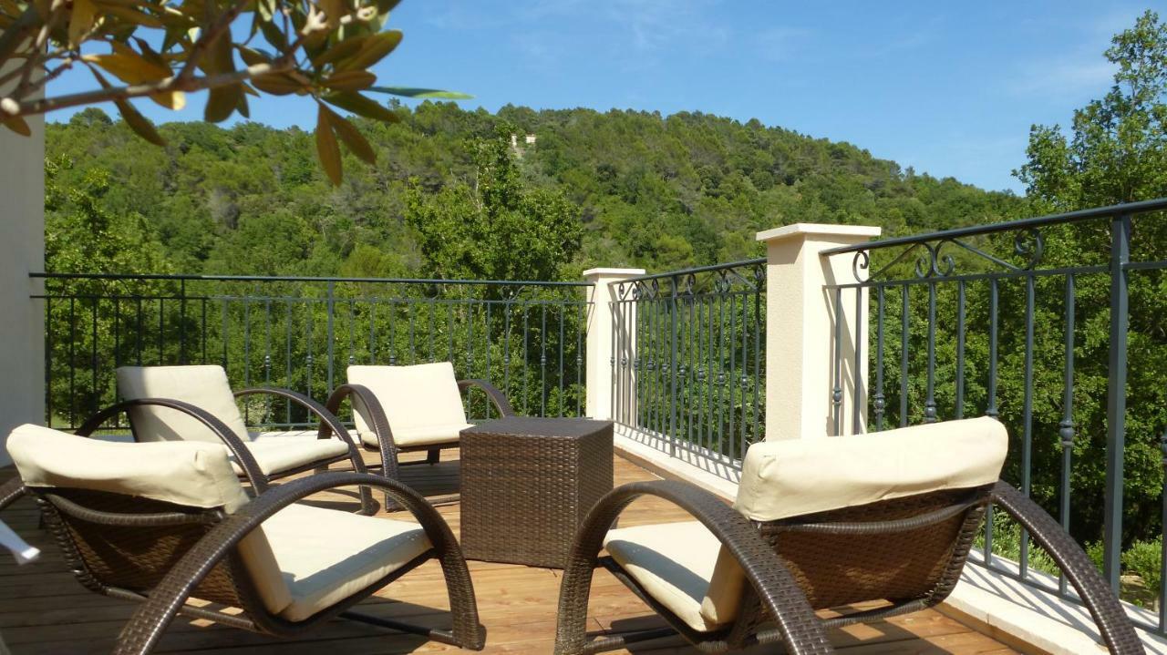 Le Vallon Des Oliviers Montauroux Bagian luar foto